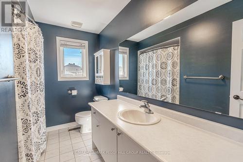 86 Penvill Trail, Barrie, ON - Indoor Photo Showing Bathroom