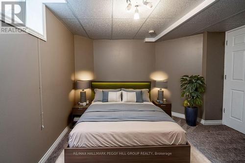 86 Penvill Trail, Barrie, ON - Indoor Photo Showing Bedroom