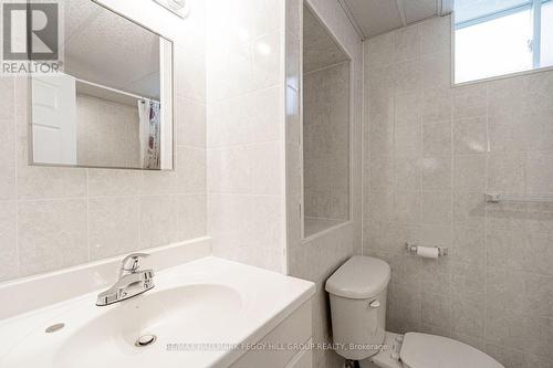 86 Penvill Trail, Barrie, ON - Indoor Photo Showing Bathroom