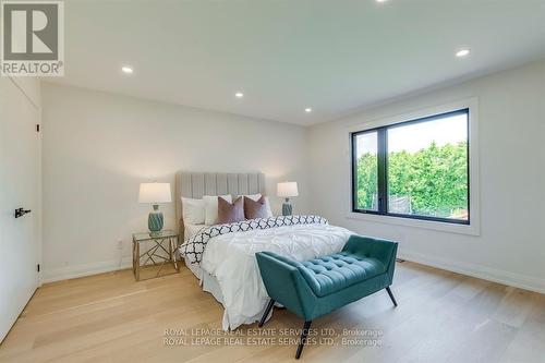 559 Walkers Line, Burlington, ON - Indoor Photo Showing Bedroom