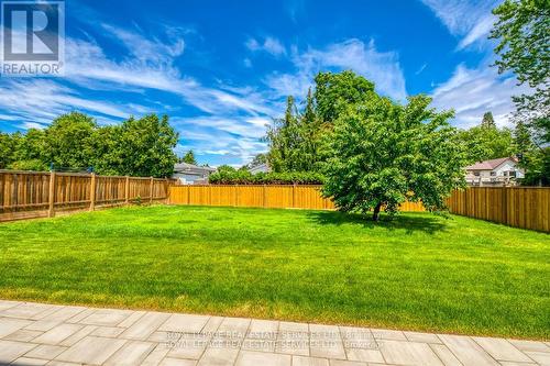 559 Walkers Line, Burlington, ON - Outdoor With Backyard