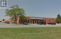 19 - 7290 TORBRAM ROAD  Mississauga, ON L4T 3Y8