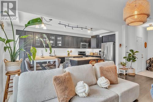 80 Palacebeach Trail, Hamilton, ON - Indoor