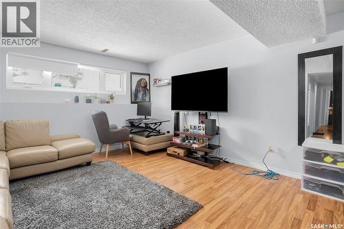 138 Stone Terrace, Saskatoon, SK - Indoor Photo Showing Living Room