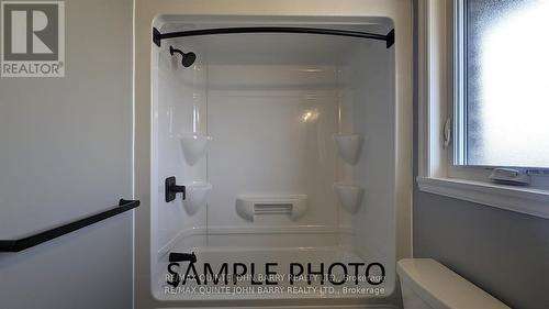 Lot 8 - 16 Parkland Circle, Quinte West (Murray Ward), ON - Indoor Photo Showing Bathroom