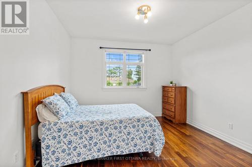 Bedroom w window facing the backyard. - 1623 Claymor Avenue, Ottawa, ON - Indoor Photo Showing Bedroom