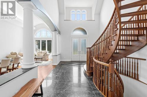 Expansive front foyer w dbl closet. - 1623 Claymor Avenue, Ottawa, ON - Indoor Photo Showing Other Room