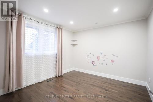 2750 Barnstone Crescent, Mississauga, ON - Indoor Photo Showing Other Room