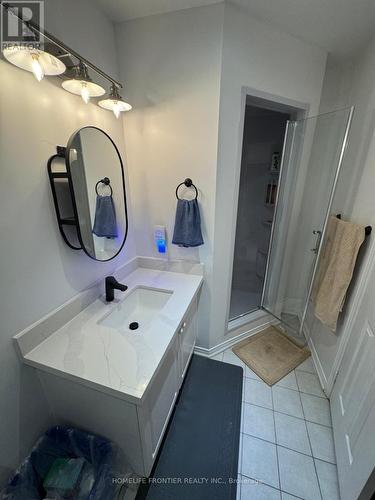 14 Barr Crescent, Aurora, ON - Indoor Photo Showing Bathroom