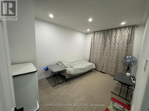 14 Barr Crescent, Aurora, ON - Indoor