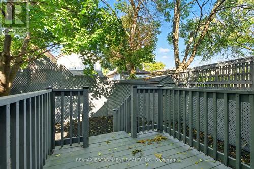 9 Alice Street, Hamilton, ON - Outdoor