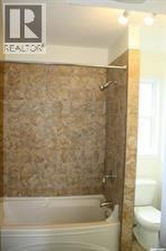 1111 23Rd Street W, Saskatoon, SK - Indoor Photo Showing Bathroom