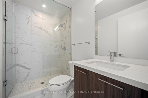 1406-33 Frederick Todd Way, Toronto, ON - Indoor Photo Showing Bathroom