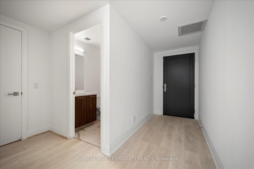 1406-33 Frederick Todd Way, Toronto, ON - Indoor Photo Showing Other Room