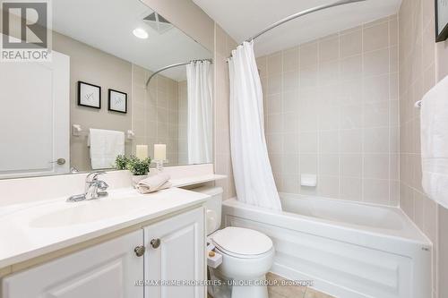 904 - 319 Merton Street, Toronto, ON - Indoor Photo Showing Bathroom