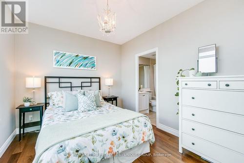 904 - 319 Merton Street, Toronto, ON - Indoor Photo Showing Bedroom