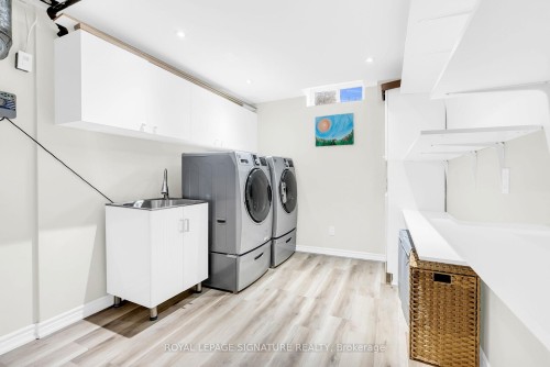 6467 Edenwood Drive, Mississauga, ON - Indoor Photo Showing Laundry Room