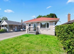 Bsmt-1528 Pharmacy Avenue  Toronto, ON M1R 2K2