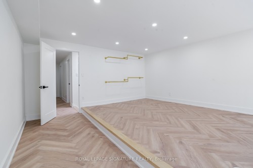 2-861 O'Connor Drive E, Toronto, ON 