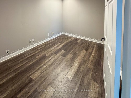 203-5402 Main Street, Whitchurch-Stouffville, ON 