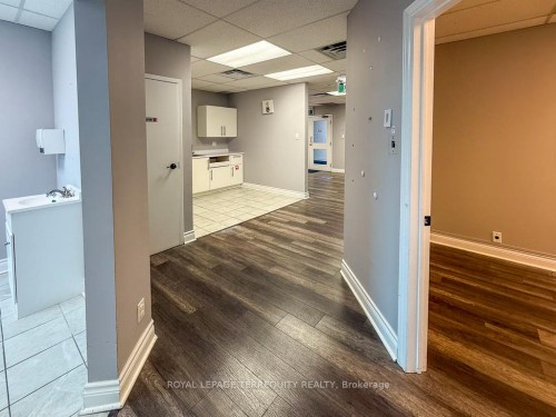 203-5402 Main Street, Whitchurch-Stouffville, ON 