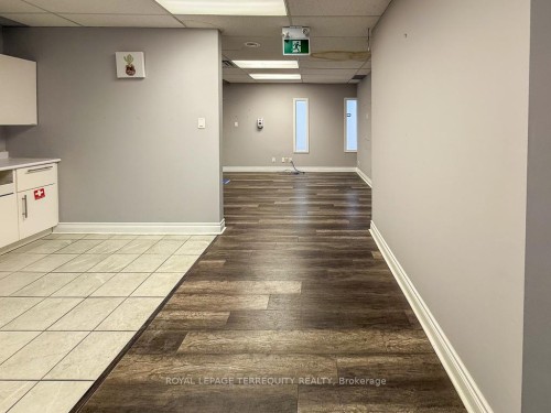 203-5402 Main Street, Whitchurch-Stouffville, ON 