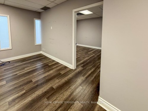 203-5402 Main Street, Whitchurch-Stouffville, ON 