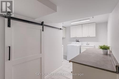 54 Duncombe Drive, Hamilton, ON 