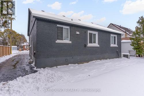 54 Duncombe Drive, Hamilton, ON 