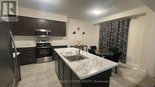 53 Jack Potts Way, Clarington, ON - Indoor Photo Showing Kitchen With Upgraded Kitchen