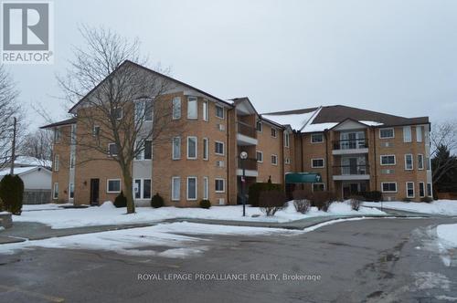 205 - 56 Tripp Boulevard, Quinte West (Trenton Ward), ON - Outdoor With Facade