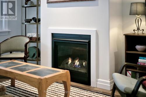 Gas fireplace - 116 Dove Drive, Blue Mountains, ON - Indoor Photo Showing Living Room With Fireplace