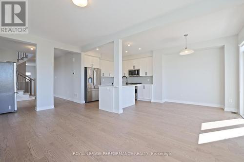 116 Main Halyard Lane, Ottawa, ON - Indoor Photo Showing Kitchen