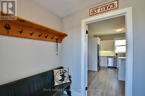 223 - 170 Snowbridge Way, Blue Mountains, ON - Indoor