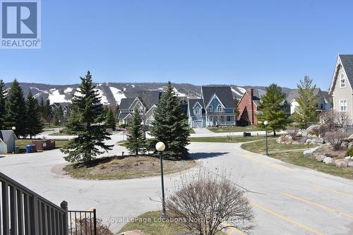 223 - 170 Snowbridge Way, Blue Mountains, ON - Outdoor