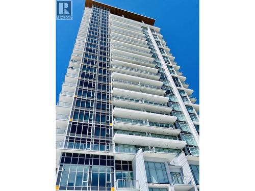 1605 2351 BETA AVENUE  Burnaby, BC V5C 0M2