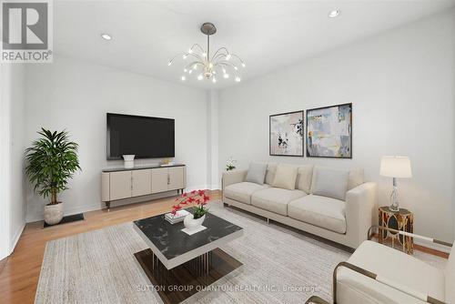 167 Alessio Drive, Hamilton, ON - Indoor Photo Showing Living Room