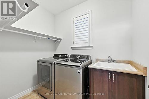 167 Alessio Drive, Hamilton, ON - Indoor Photo Showing Laundry Room