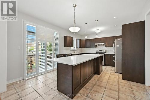 167 Alessio Drive, Hamilton, ON - Indoor Photo Showing Kitchen With Upgraded Kitchen