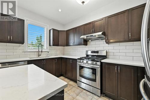 167 Alessio Drive, Hamilton, ON - Indoor Photo Showing Kitchen
