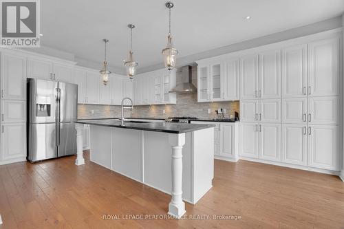 508 Yellow Birch Street, Ottawa, ON - Indoor Photo Showing Kitchen With Upgraded Kitchen