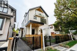 2 5304 ELGIN STREET  Vancouver, BC V5W 3J8