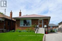 632 BRIMLEY ROAD  Toronto, ON M1J 1B8