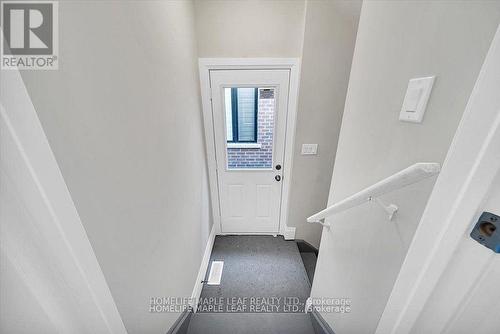 1242 Talisman Manor, Pickering, ON - Indoor Photo Showing Other Room