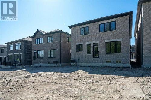 1242 Talisman Manor, Pickering, ON - Outdoor