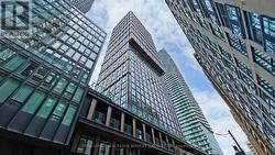 903 - 82 DALHOUSIE STREET  Toronto, ON M5B 0C5