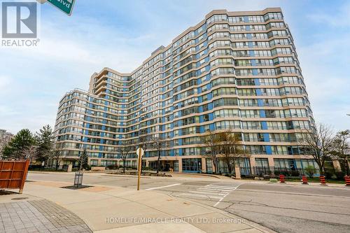 318 - 250 WEBB DRIVE  Mississauga, ON L5B 3Z4