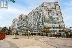 318 - 250 WEBB DRIVE  Mississauga, ON L5B 3Z4