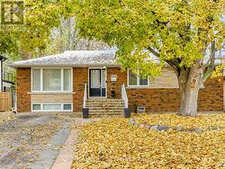 1885 HINDHEAD ROAD  Mississauga, ON L5J 1N4