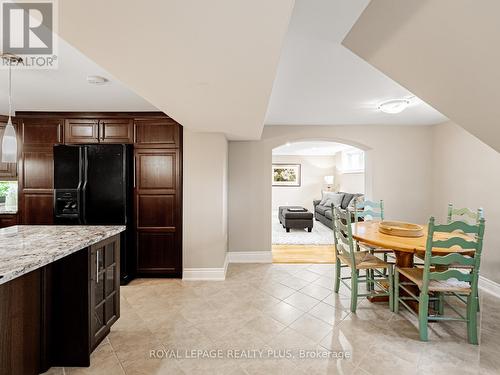 1885 Hindhead Road, Mississauga, ON - Indoor